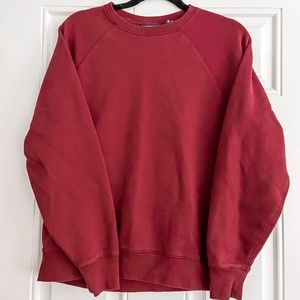 Adorable red wine crew neck!